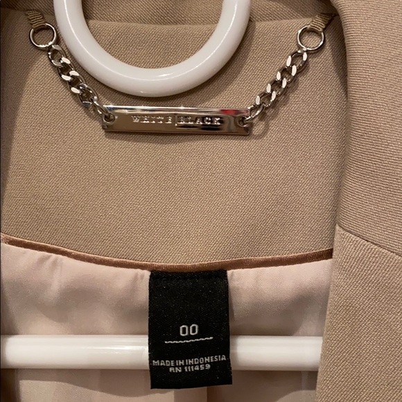 White House Black Market Khaki Suit Jacket - Picture 2 of 3